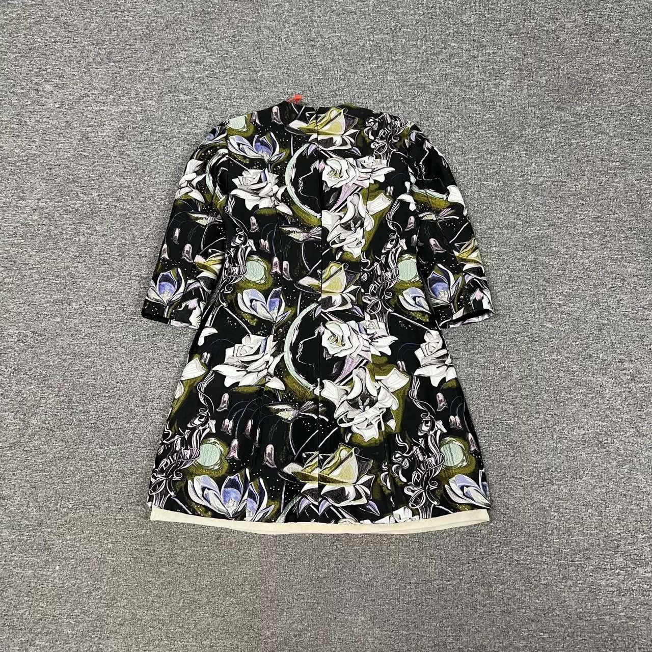 Dior Dior Runway Floral Embroidery Dress Size XS / US 0-2 / IT 36-38 - 2 Thumbnail