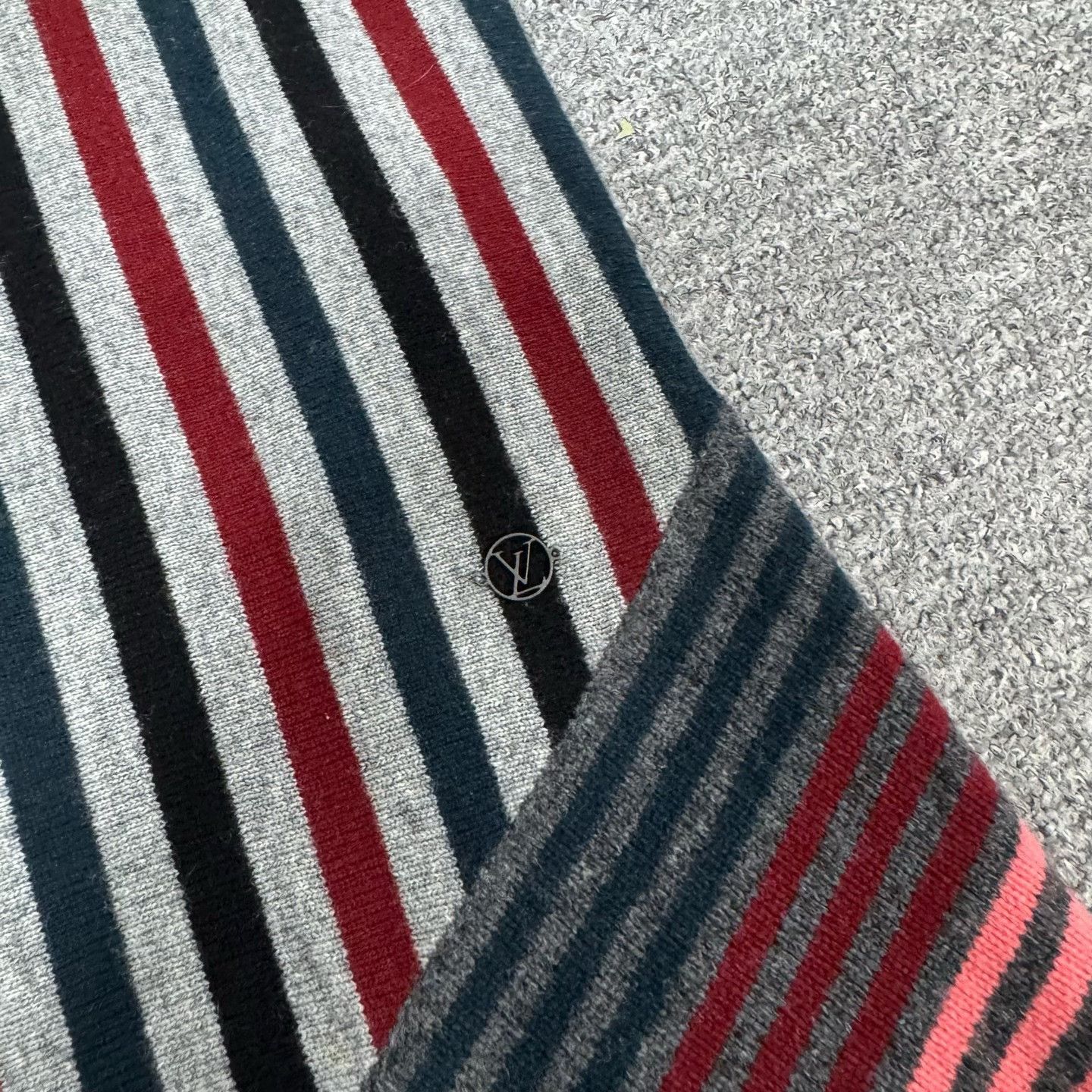 Louis Vuitton Louis Vuitton Striped Cashmere Wool Knit Sleeveless Dress Size XS / US 0-2 / IT 36-38 - 4 Thumbnail