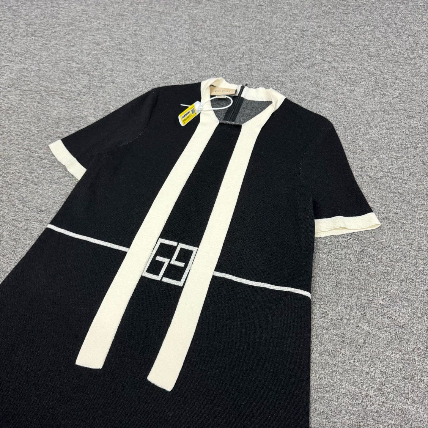 Gucci Gucci Collar Tie Wool Knit Dress L Size L / US 10 / IT 46 - 4 Thumbnail