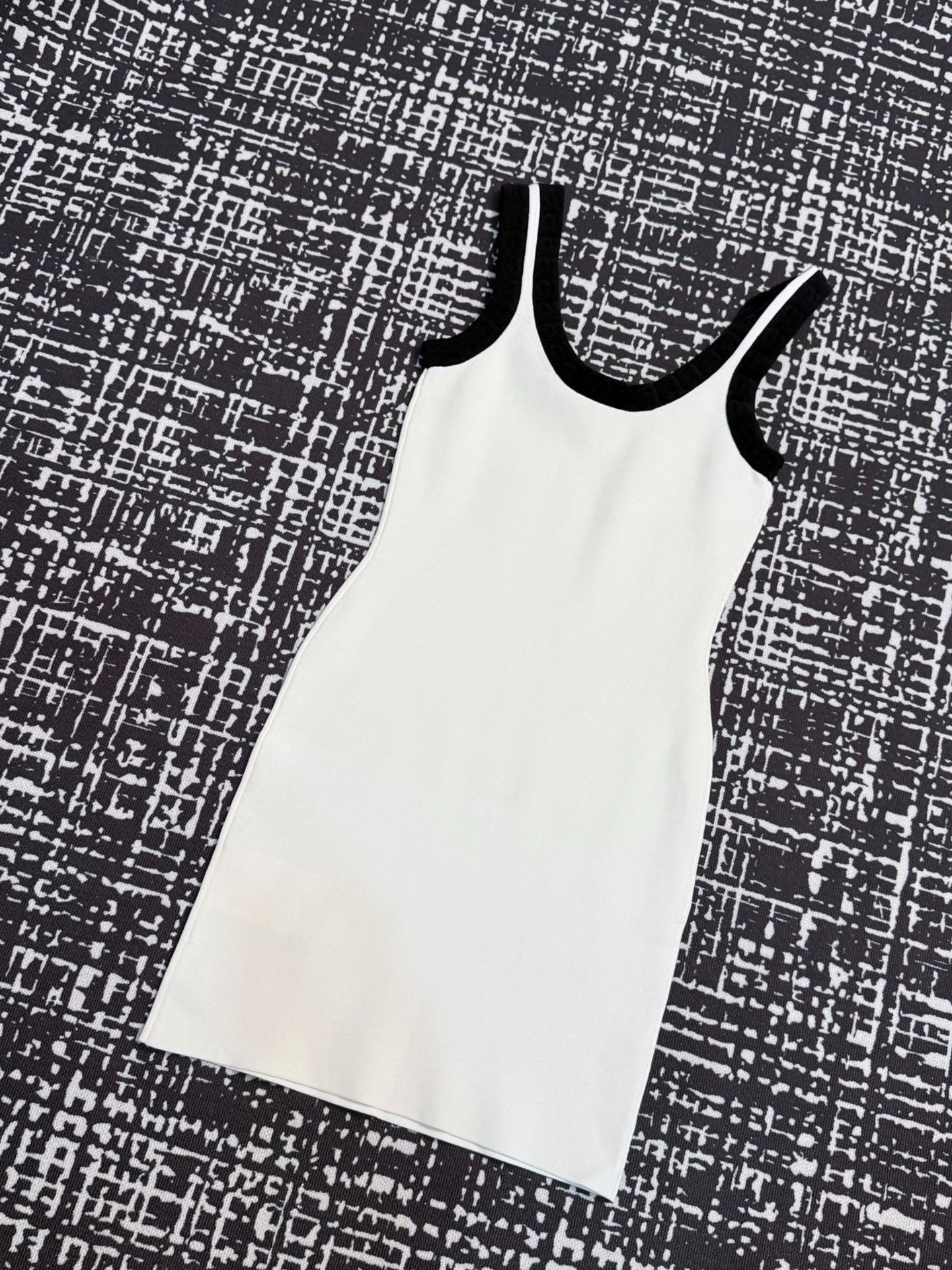 Alexander Wang Alexander Wang XS Dress Size XS / US 0-2 / IT 36-38 - 2 Thumbnail