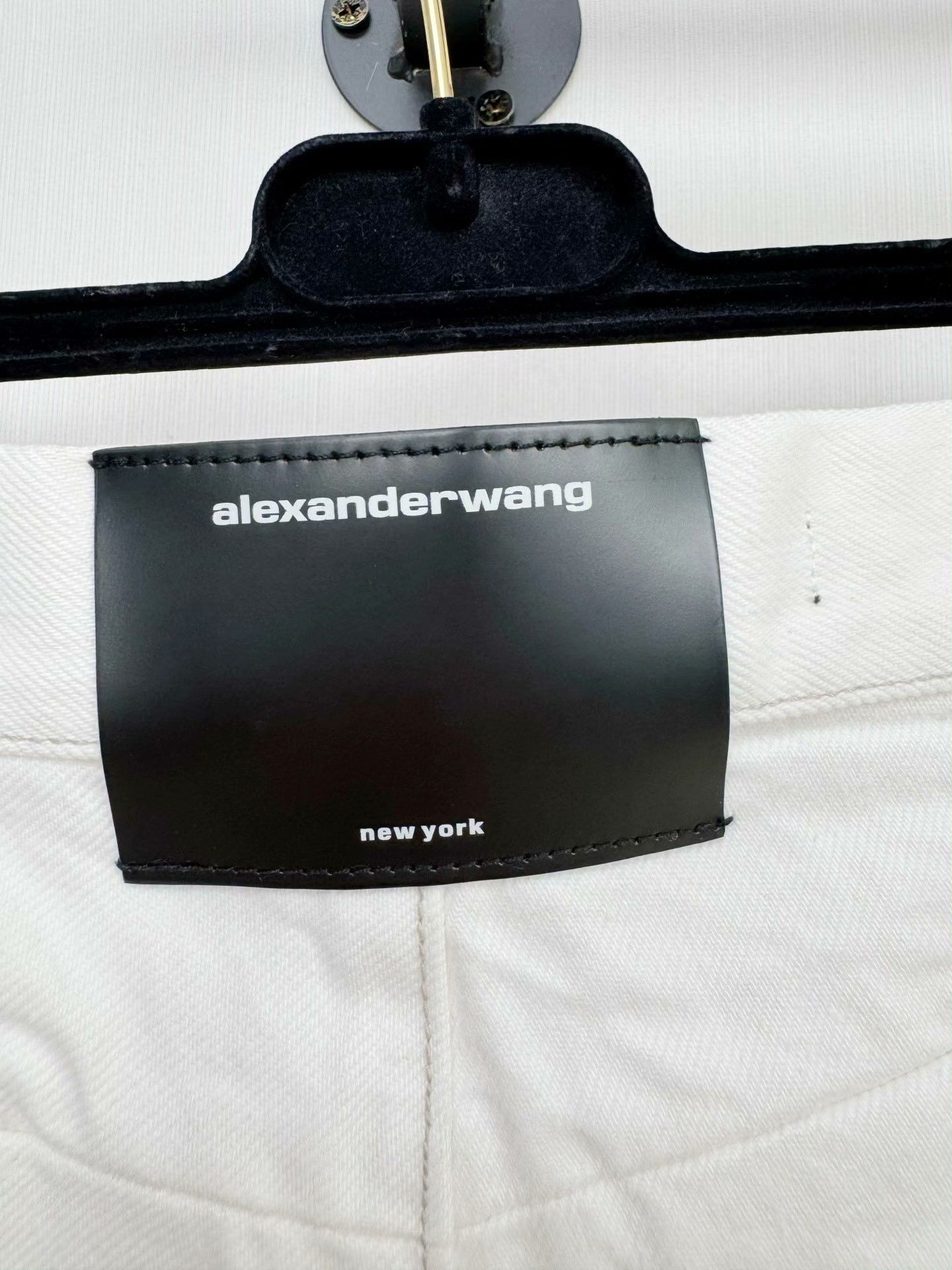 Alexander Wang Alexander Wang New Denim Shorts Size 27" / US 4 / IT 40 - 3 Thumbnail