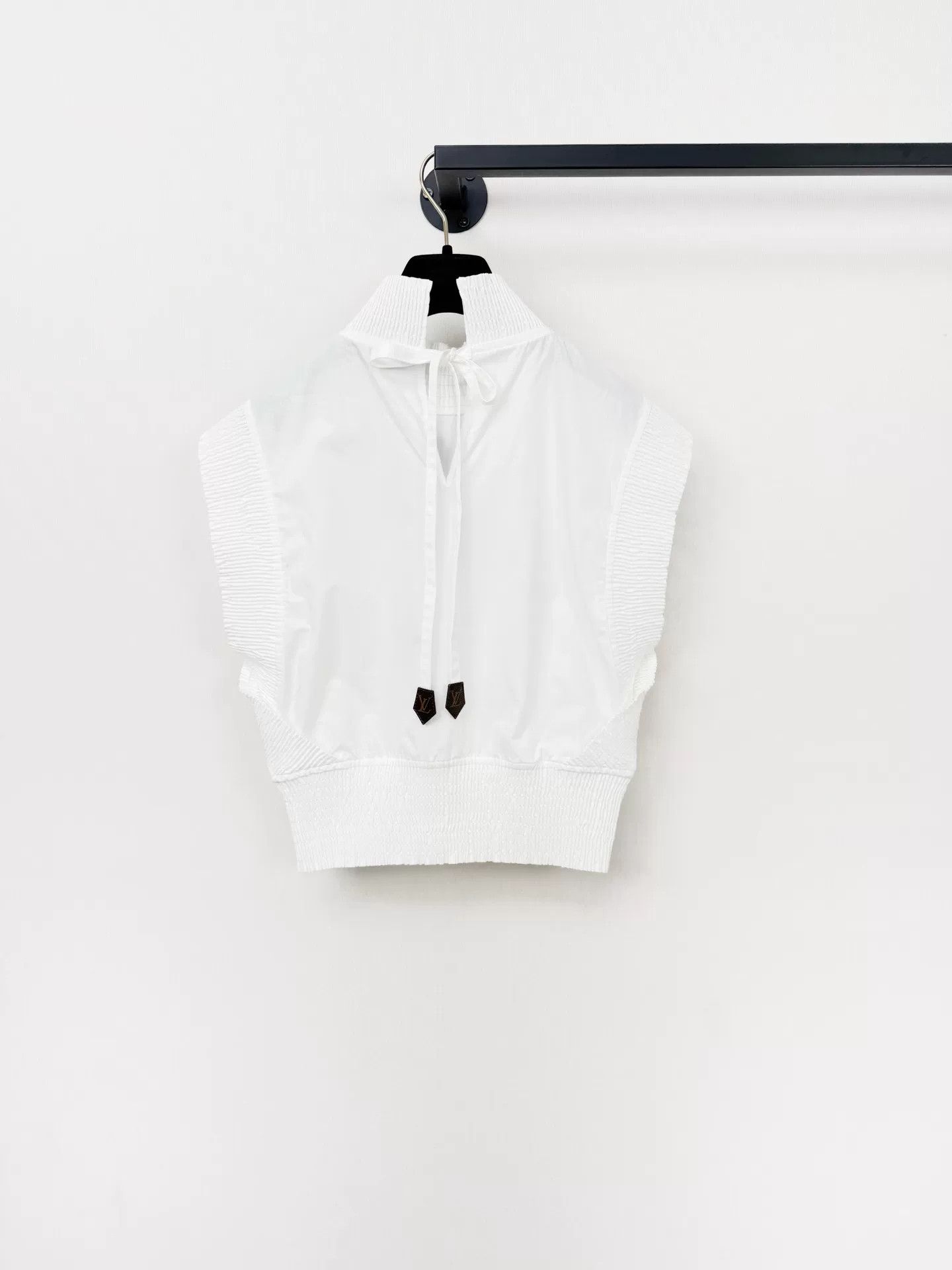 Louis Vuitton Louis Vuitton New Tag Women's Shirt Size XXS / US 00 / IT 34 - 4 Thumbnail