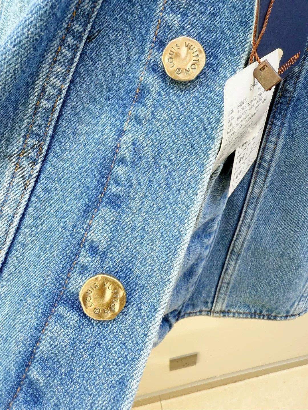 Louis Vuitton Louis Vuitton New Denim Jacket Size US M / EU 48-50 / 2 - 6 Thumbnail