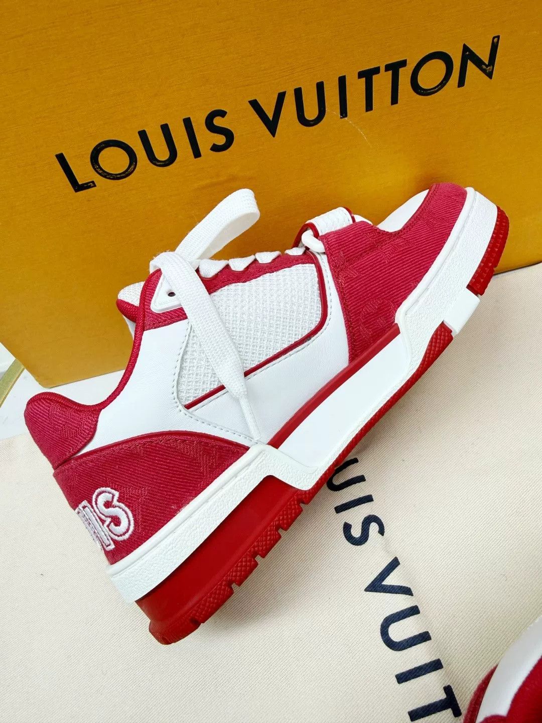 Louis Vuitton Louis Vuitton LV Sneakers Size US 5.5 / IT 35.5 - 3 Thumbnail