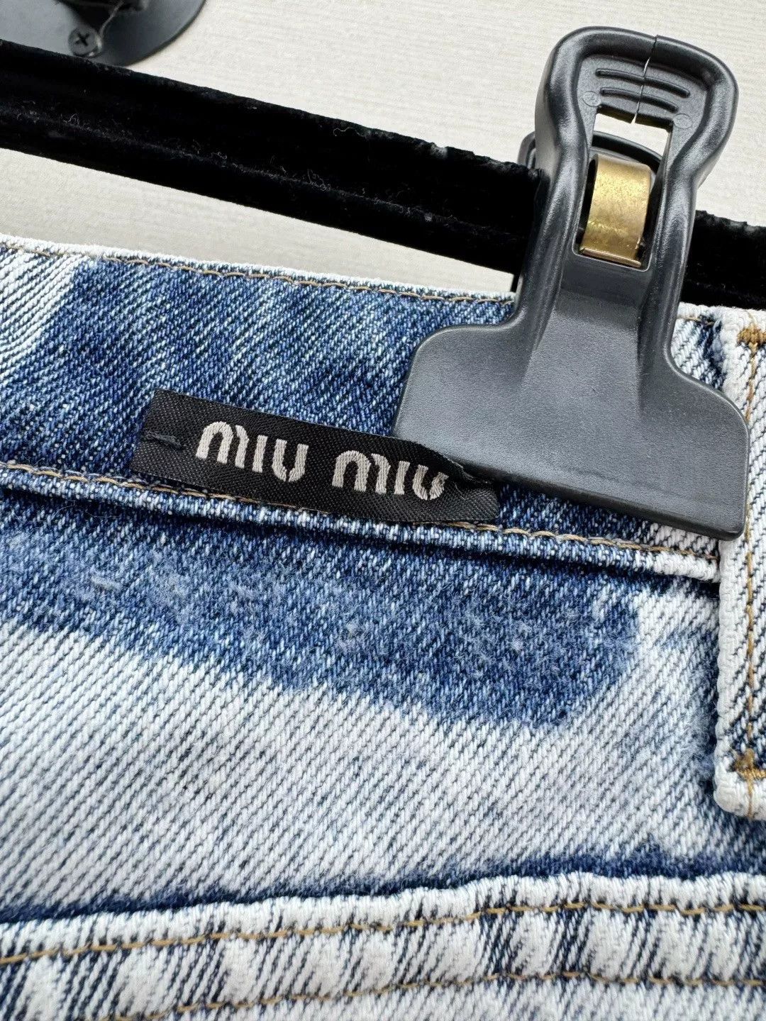 Miu Miu Miumiu Rhinestone Jeans Size 25" / US 0 / IT 36 - 5 Thumbnail