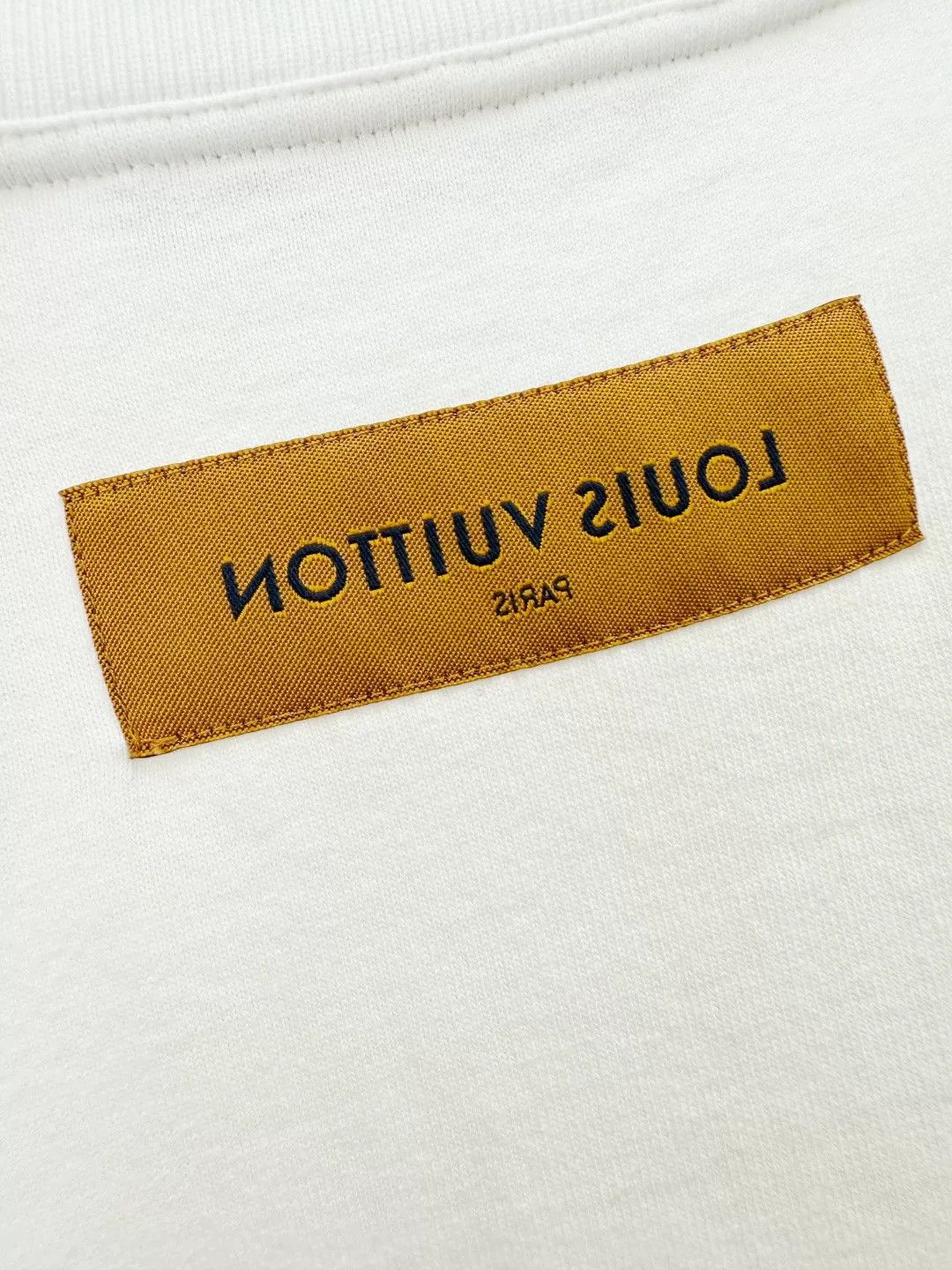 Louis Vuitton Louis Vuitton Logo Short-Sleeve T-Shirt Size US M / EU 48-50 / 2 - 5 Thumbnail