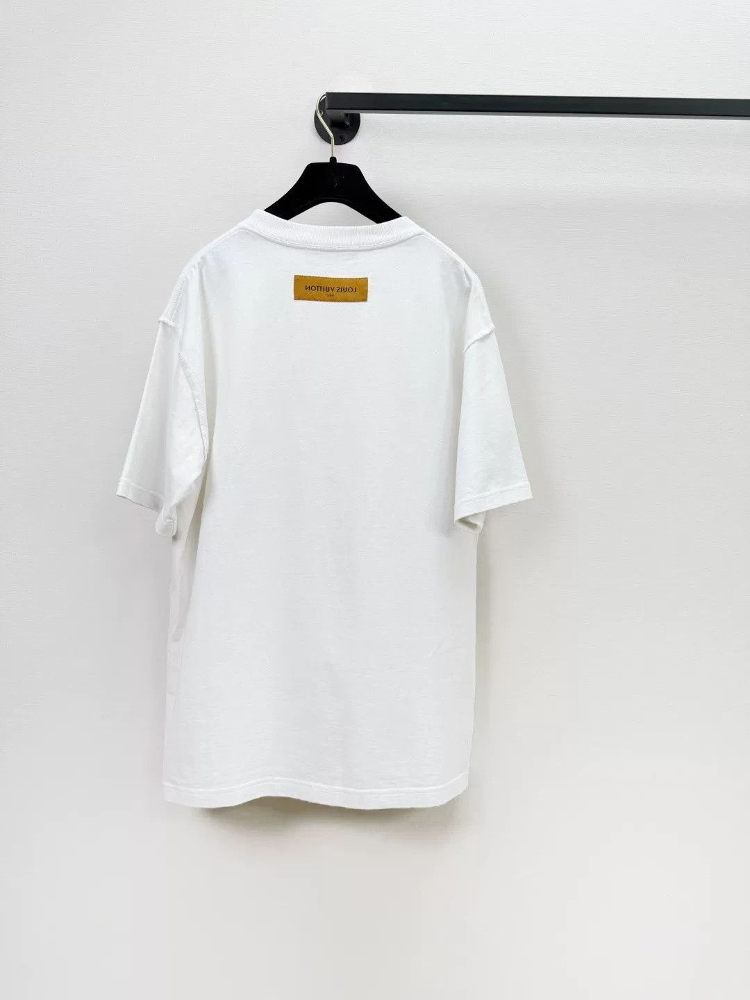 Louis Vuitton Louis Vuitton Logo Short-Sleeve T-Shirt Size US M / EU 48-50 / 2 - 4 Thumbnail