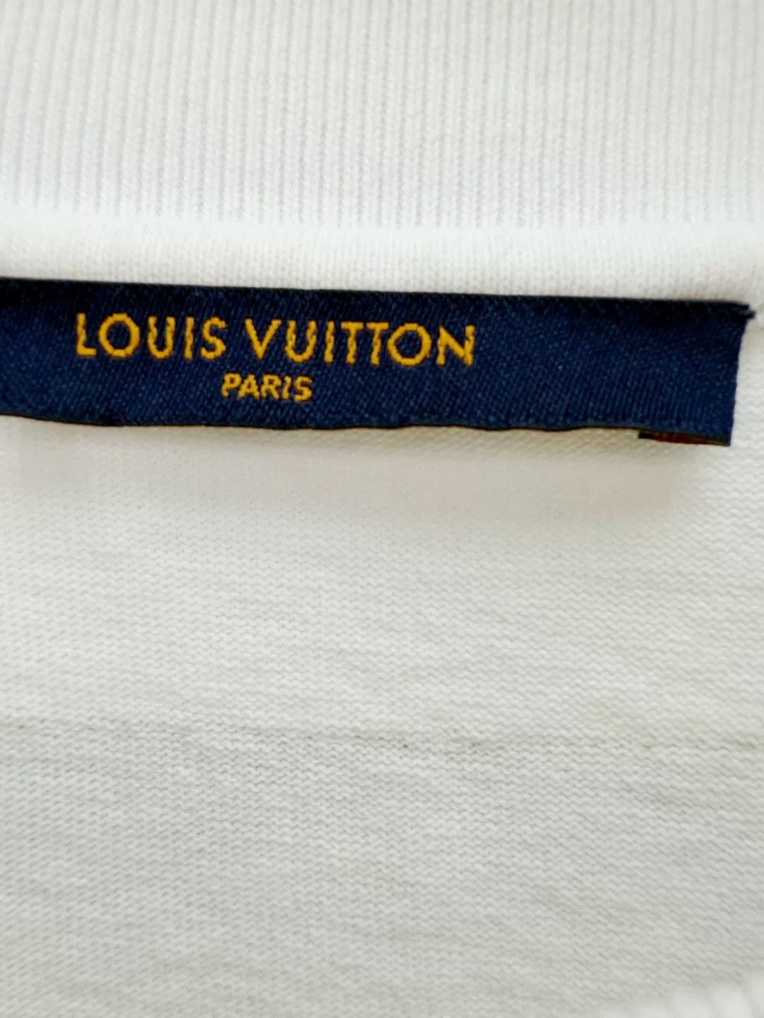 Louis Vuitton Louis Vuitton Logo Short-Sleeve T-Shirt Size US M / EU 48-50 / 2 - 2 Thumbnail