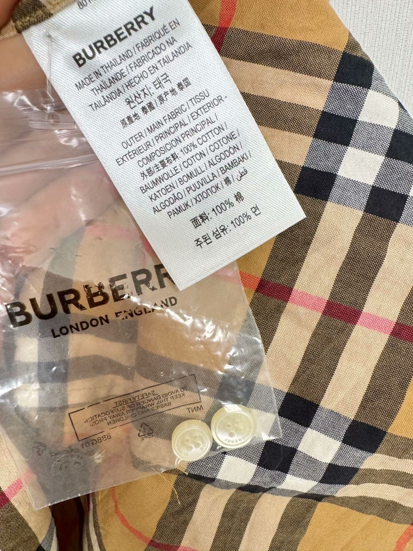 Burberry Burberry New Women's Shirt Size M / US 6-8 / IT 42-44 - 4 Thumbnail