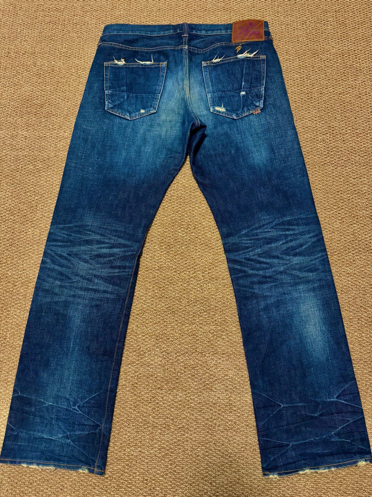Japanese Brand Blue Distressed Denim Jeans Size US 34 / EU 50 - 2 Thumbnail