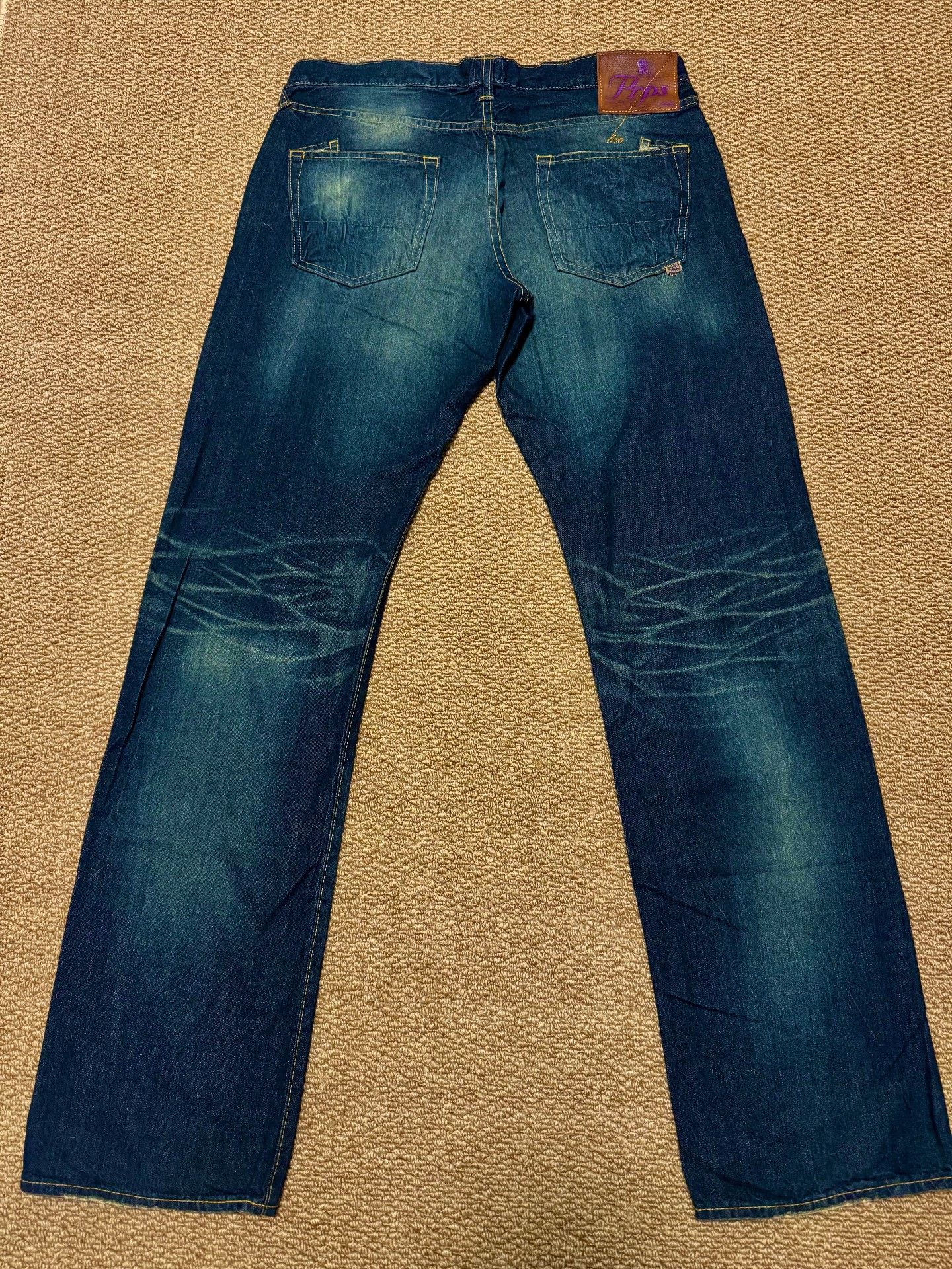 Japanese Brand Blue Denim Jeans with Fading Size US 34 / EU 50 - 2 Thumbnail