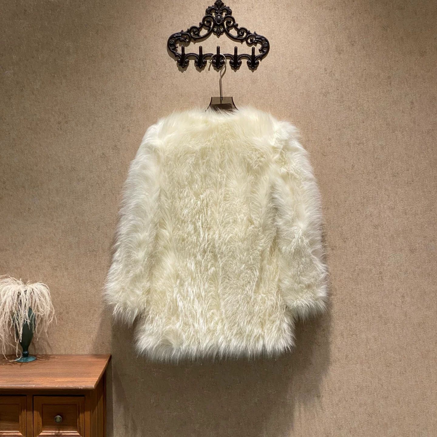 Saint Laurent Paris Saint Laurent White Fur Coat Size XS / US 0-2 / IT 36-38 - 2 Thumbnail