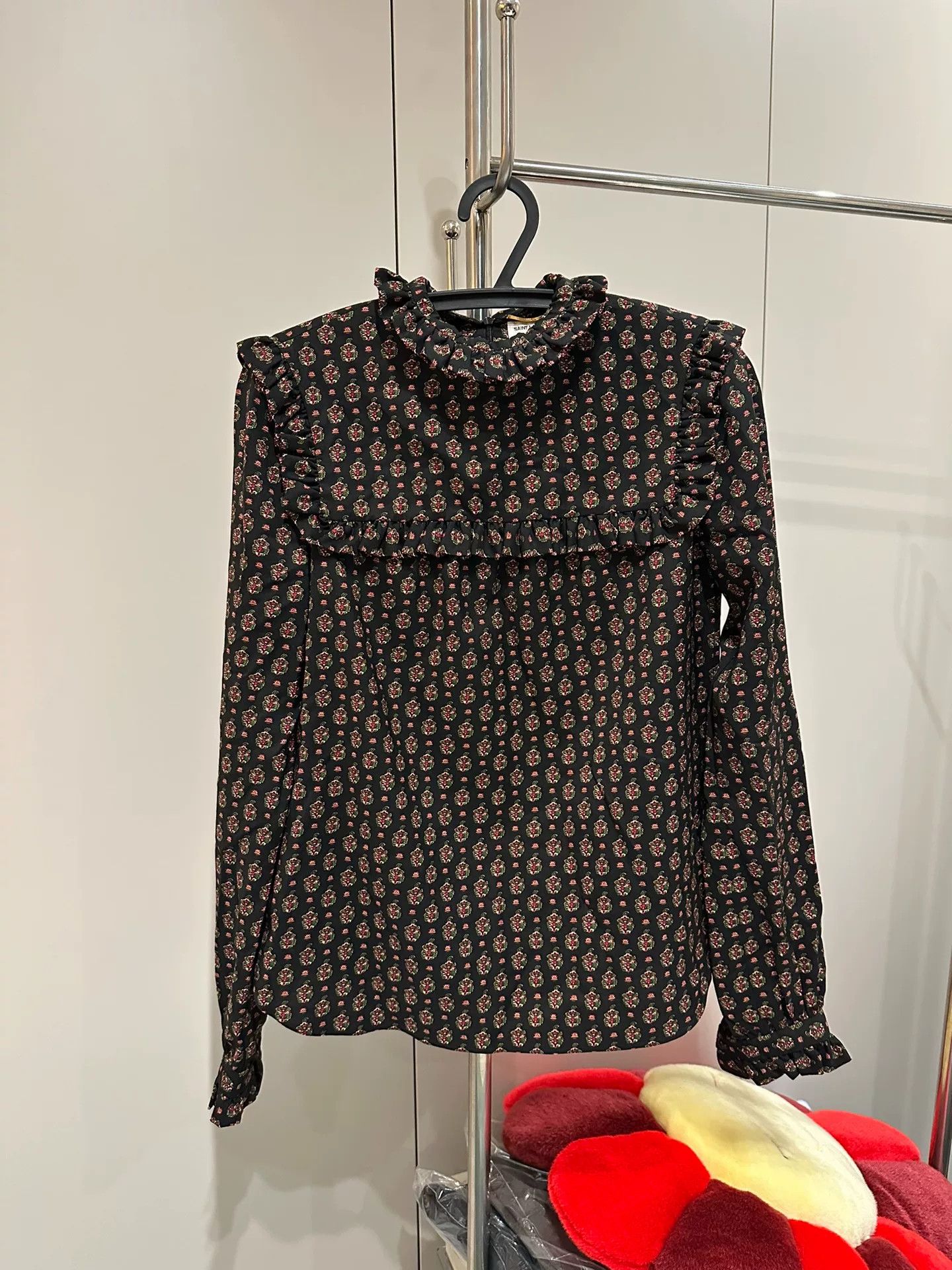 Saint Laurent Paris Saint Laurent Floral Ruffled Wool Blouse Size XXS / US 00 / IT 34 - 3 Thumbnail