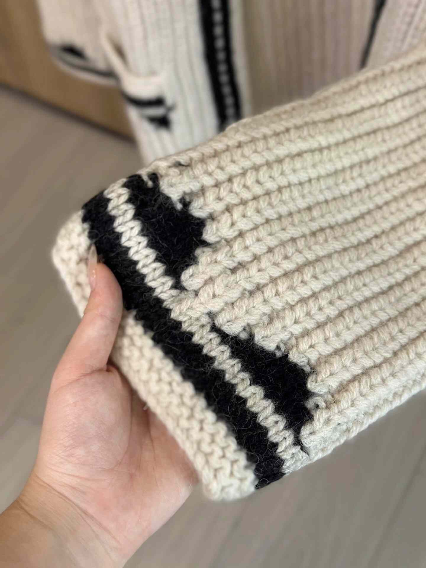 Saint Laurent Paris Saint Laurent Cream Hooded Knit Cardigan Size US M / EU 48-50 / 2 - 5 Thumbnail