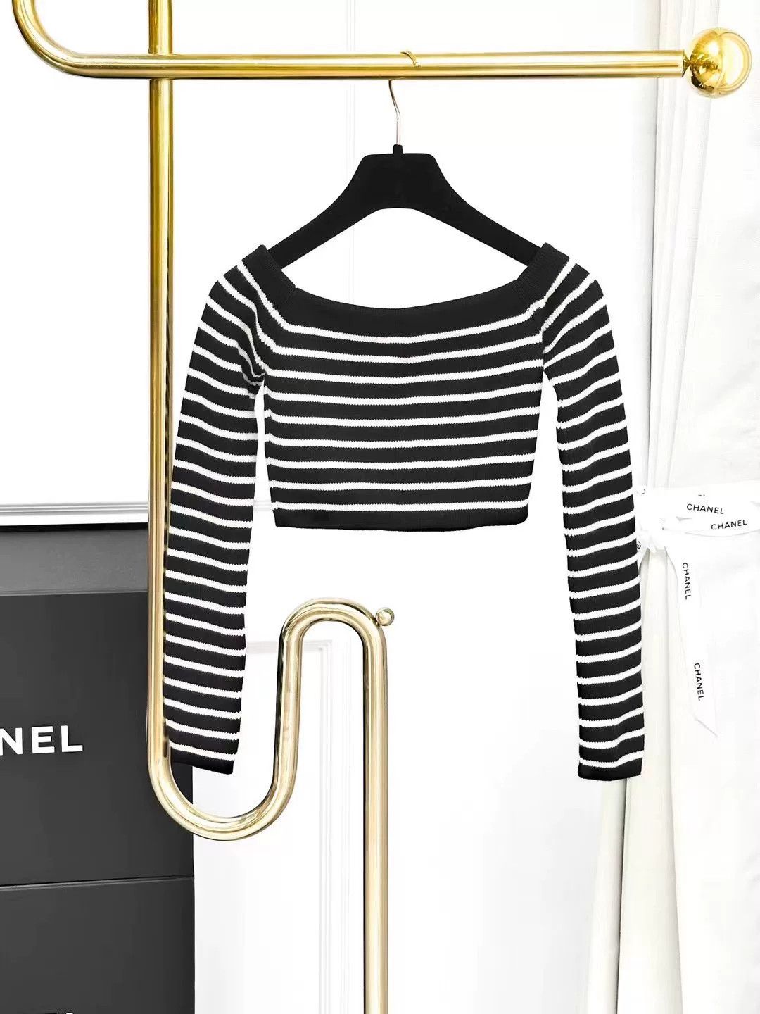 Saint Laurent Paris Saint Laurent Striped Off-Shoulder Crop Top Size XS / US 0-2 / IT 36-38 - 2 Thumbnail