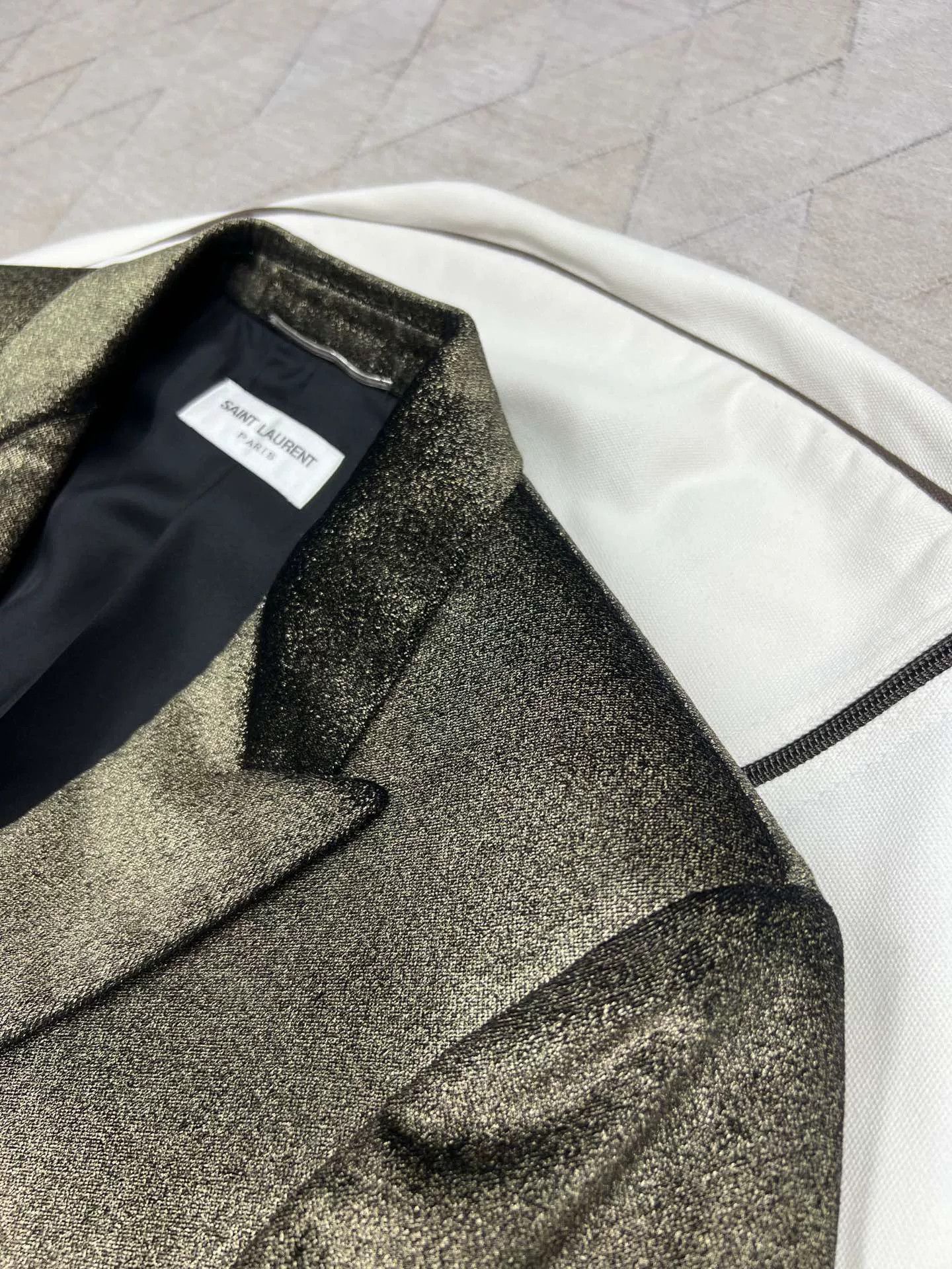 Saint Laurent Paris Saint Laurent Gold Metallic Blazer Size US S / EU 44-46 / 1 - 3 Thumbnail