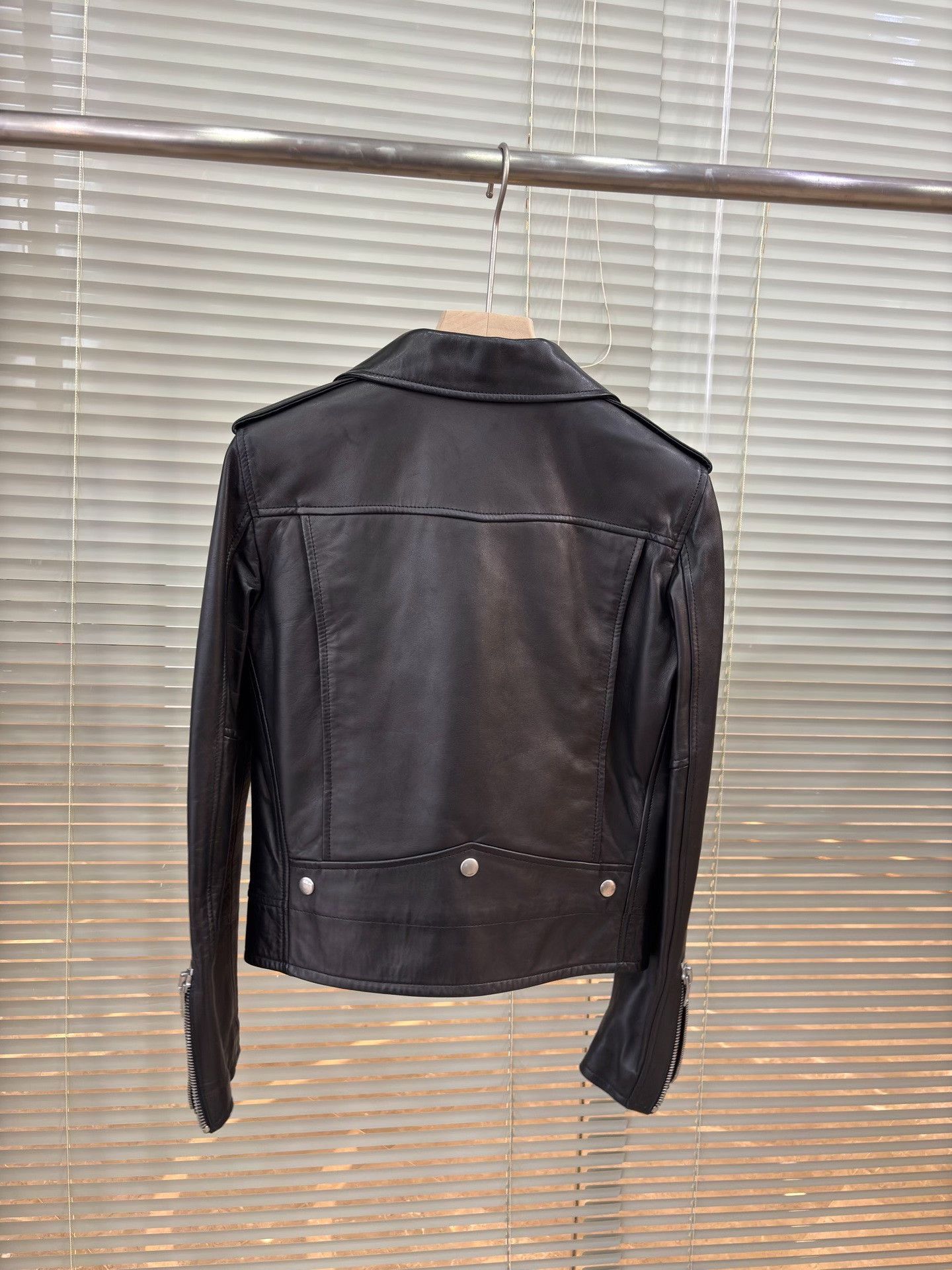 Saint Laurent Paris Saint Laurent Leather Biker Jacket Size XS / US 0-2 / IT 36-38 - 3 Thumbnail