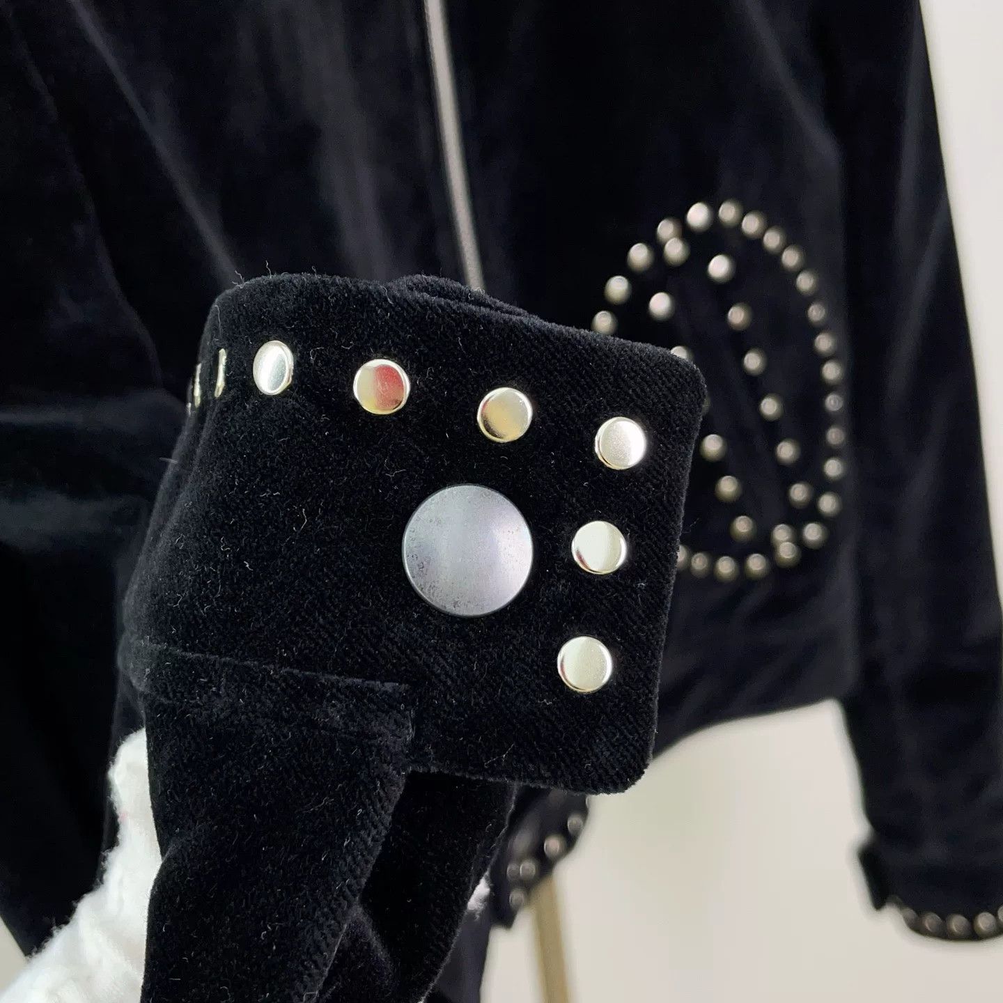 Saint Laurent Paris Saint Laurent Black Studded Velvet Jacket Size S / US 4 / IT 40 - 6 Thumbnail