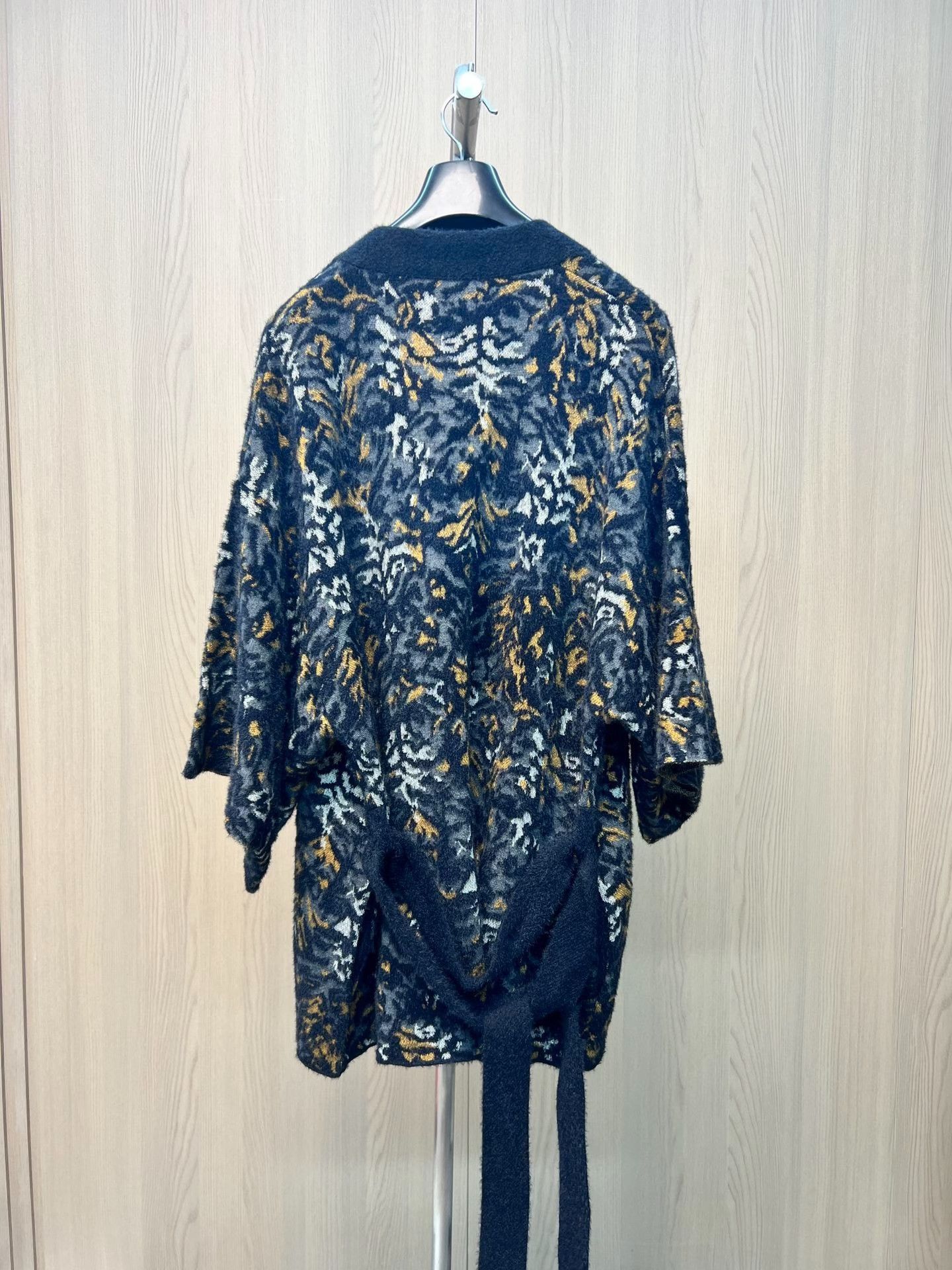 Saint Laurent Paris Saint Laurent Floral Knit Cardigan Size XS / US 0-2 / IT 36-38 - 5 Thumbnail