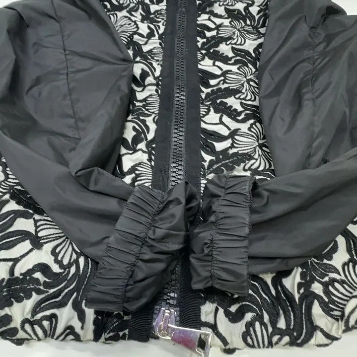 Moncler Moncler Black Floral Hooded Zip Jacket Size US XS / EU 42 / 0 - 13 Thumbnail