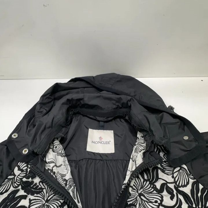 Moncler Moncler Black Floral Hooded Zip Jacket Size US XS / EU 42 / 0 - 6 Thumbnail