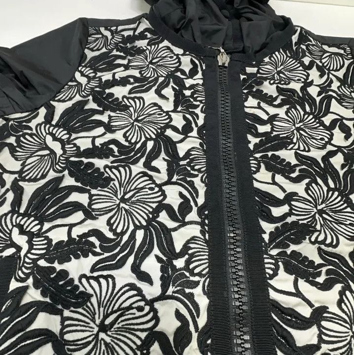 Moncler Moncler Black Floral Hooded Zip Jacket Size US XS / EU 42 / 0 - 9 Thumbnail