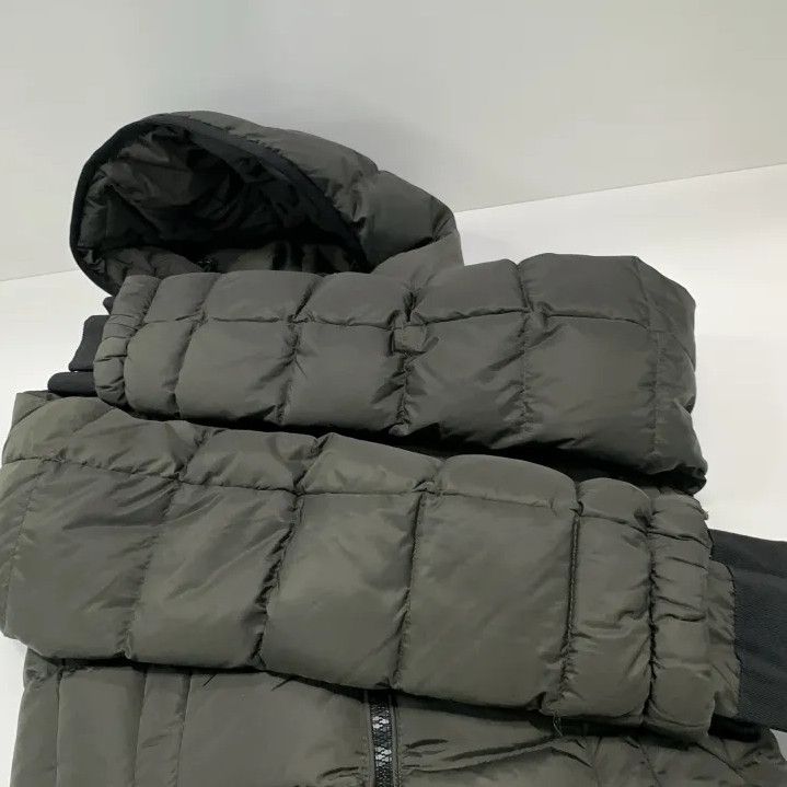 Moncler Moncler Unisex Warm Casual Olive Green Jacket Size US XS / EU 42 / 0 - 16 Thumbnail