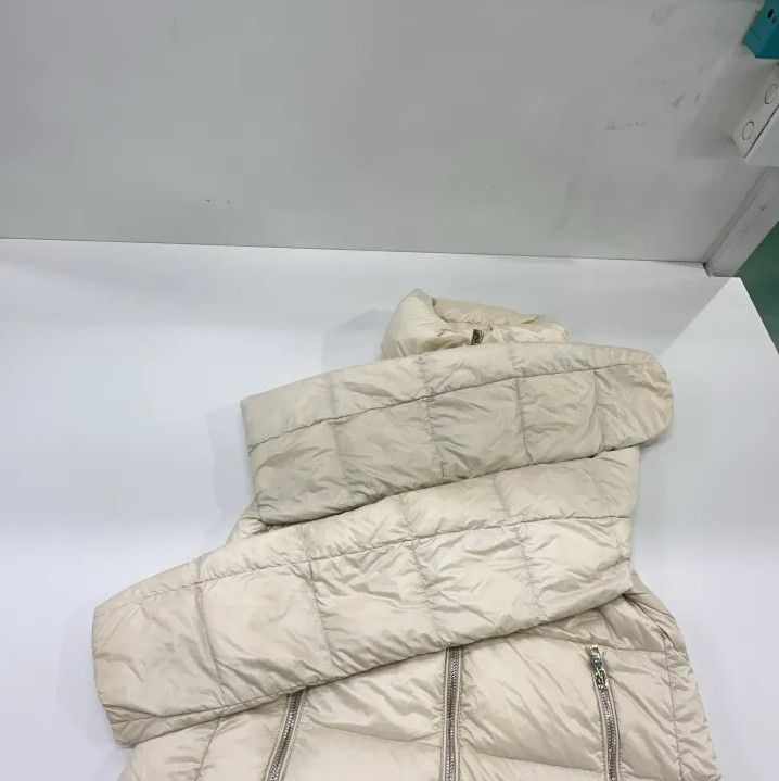 Moncler Moncler Stand Collar Ruffled Hem Down Jacket Size US XS / EU 42 / 0 - 13 Thumbnail