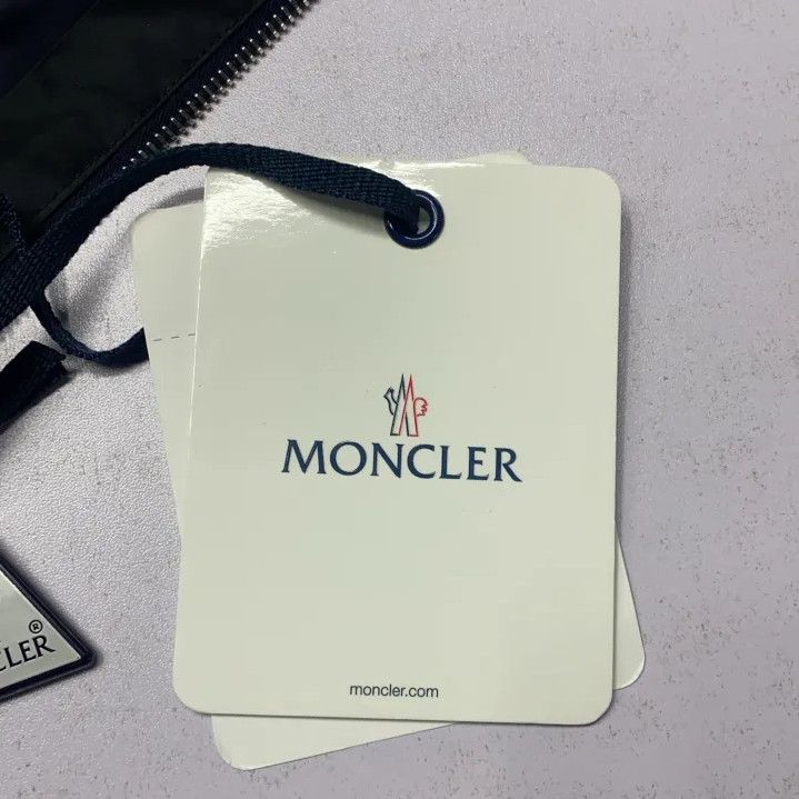 Moncler Moncler Logo Print Color Block Hooded Jacket Size US M / EU 48-50 / 2 - 6 Thumbnail