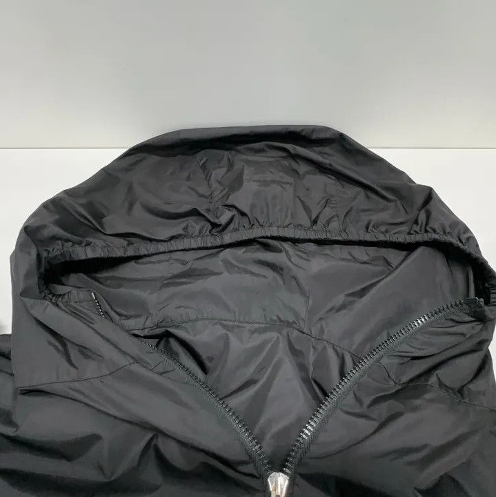 Moncler Moncler Solid Casual Hooded Jacket Unisex Size US S / EU 44-46 / 1 - 8 Thumbnail