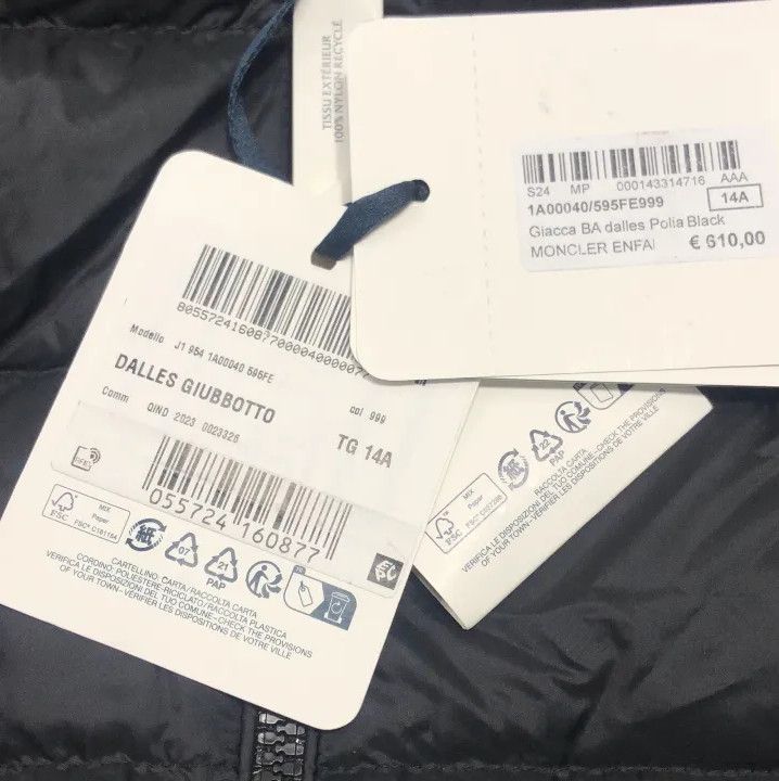 Moncler Moncler Kids Solid Hooded Zip Embroidered Jacket Size US XXS / EU 40 - 5 Thumbnail