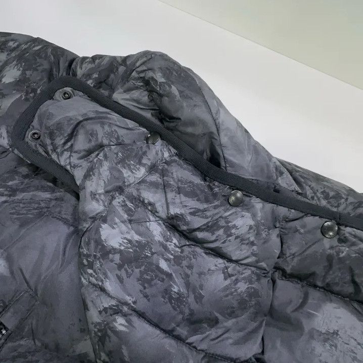 Moncler Moncler Unisex Camo Hooded Warm Jacket Size US L / EU 52-54 / 3 - 6 Thumbnail