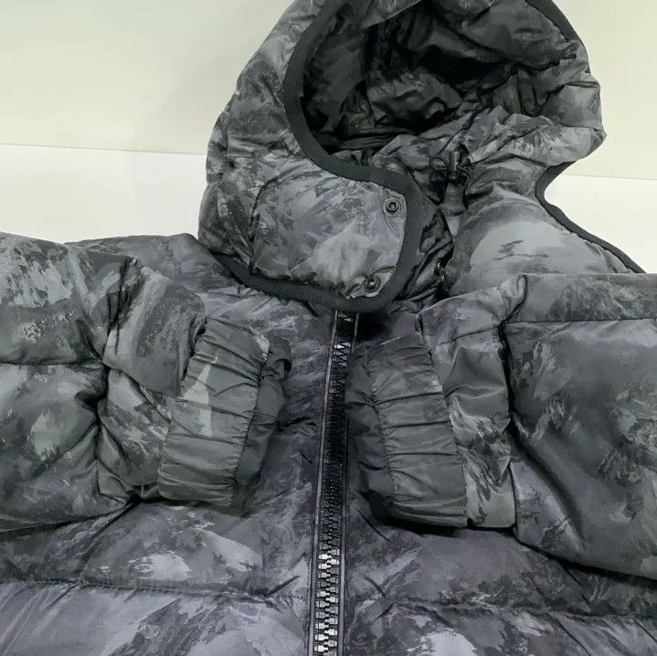 Moncler Moncler Unisex Camo Hooded Warm Jacket Size US L / EU 52-54 / 3 - 10 Thumbnail