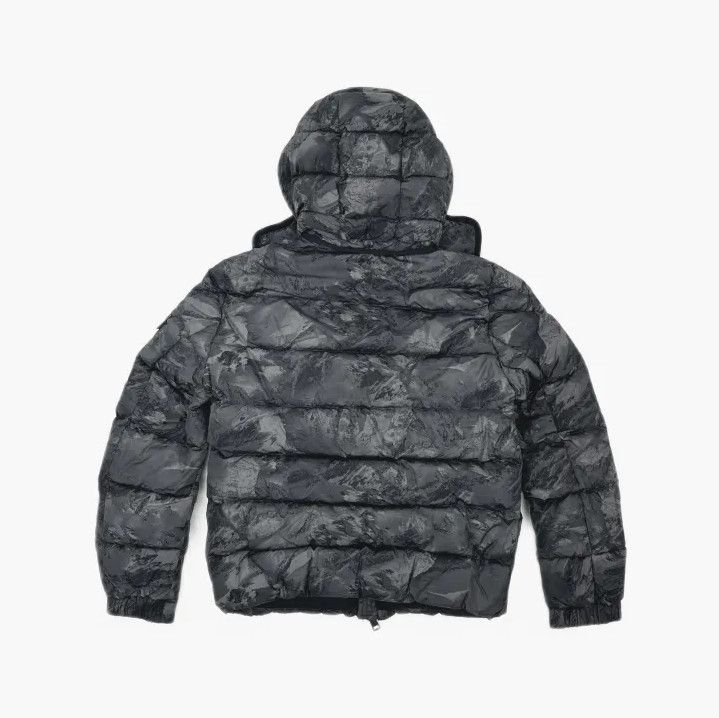 Moncler Moncler Unisex Camo Hooded Warm Jacket Size US L / EU 52-54 / 3 - 3 Thumbnail