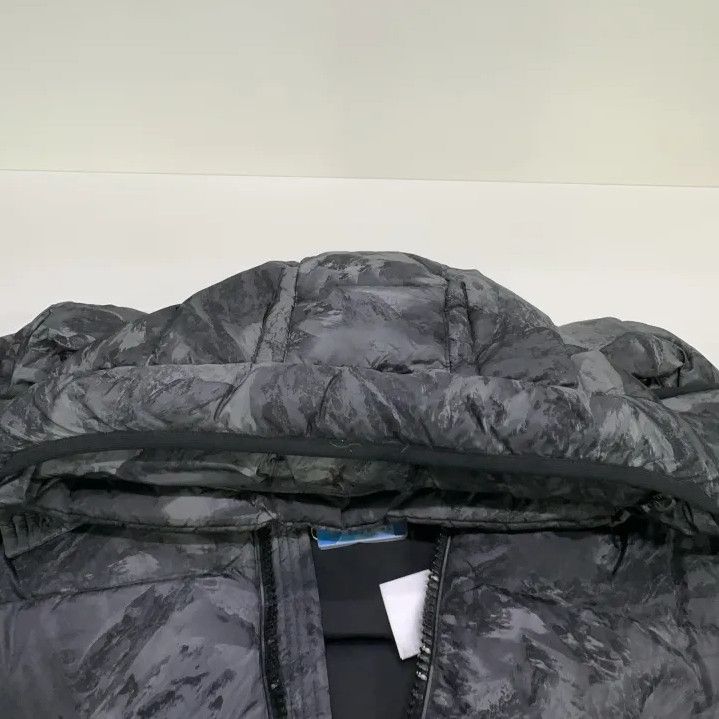 Moncler Moncler Unisex Camo Hooded Warm Jacket Size US L / EU 52-54 / 3 - 7 Thumbnail