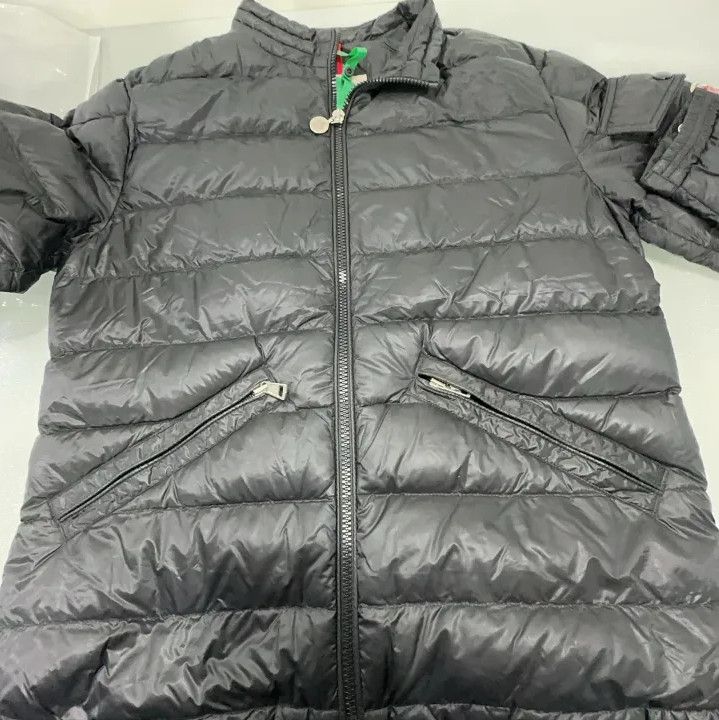 Moncler Moncler Agay Zip Puffer Jacket with Logo Size US S / EU 44-46 / 1 - 14 Thumbnail