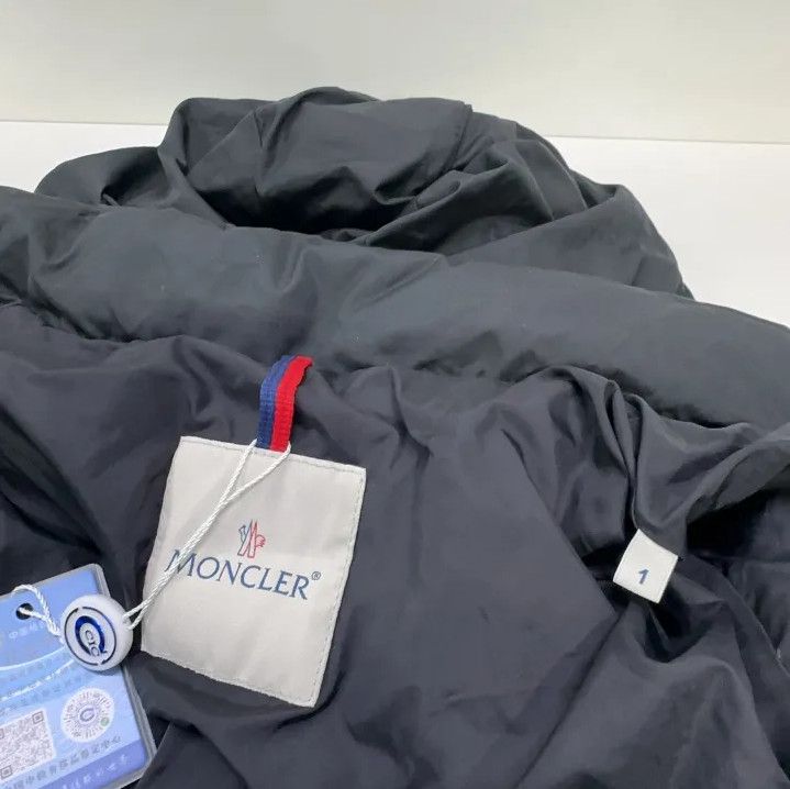 Moncler Moncler Long-Sleeve Down Jacket Size US S / EU 44-46 / 1 - 5 Thumbnail