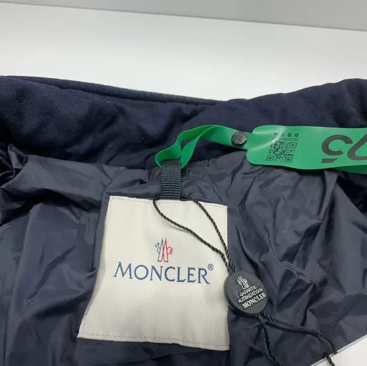 Moncler Moncler Solid Color Zip-Up Warm Jacket Size US XXL / EU 58 / 5 - 4 Thumbnail