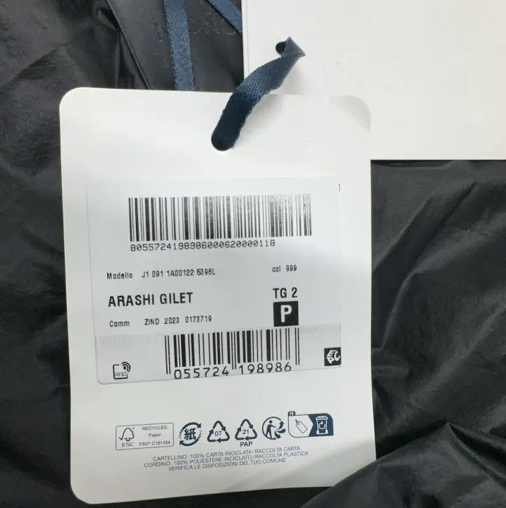 Moncler Moncler FW24 ARASHI Sleeveless Logo Zip Vest Size US M / EU 48-50 / 2 - 4 Thumbnail