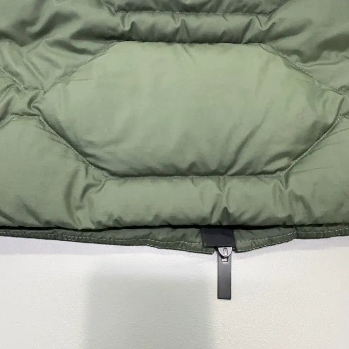 Moncler Moncler Solid Stand-Collar Long-Sleeve Down Jacket Size US M / EU 48-50 / 2 - 12 Thumbnail