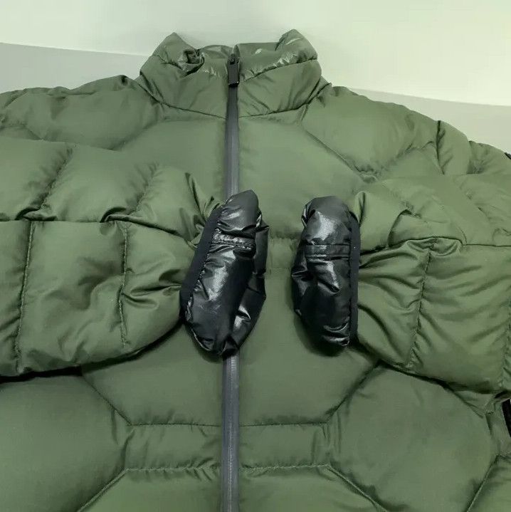 Moncler Moncler Solid Stand-Collar Long-Sleeve Down Jacket Size US M / EU 48-50 / 2 - 10 Thumbnail