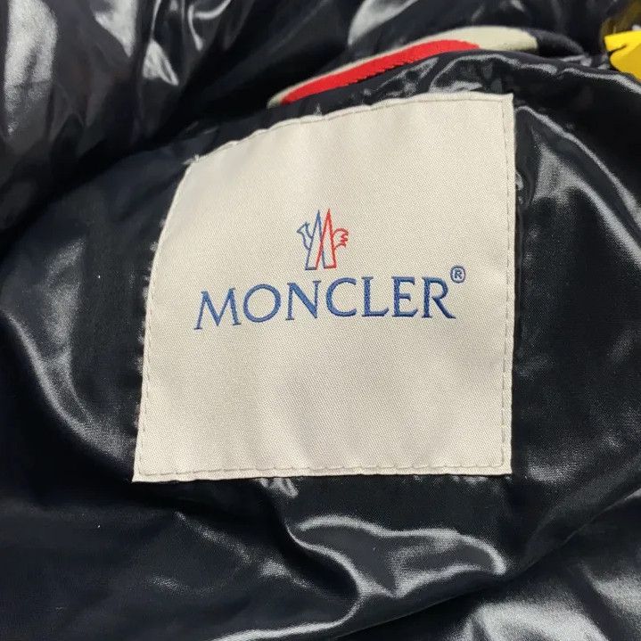 Moncler Moncler Logo Print Stand Collar Down Vest Size US M / EU 48-50 / 2 - 6 Thumbnail