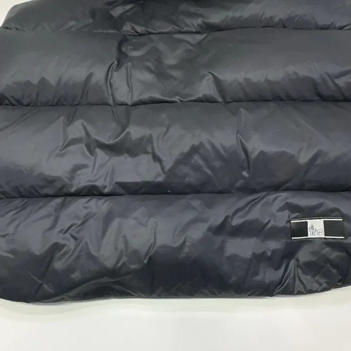 Moncler Moncler Letter Embroidery Stand-Collar Down Vest Size US L / EU 52-54 / 3 - 13 Thumbnail