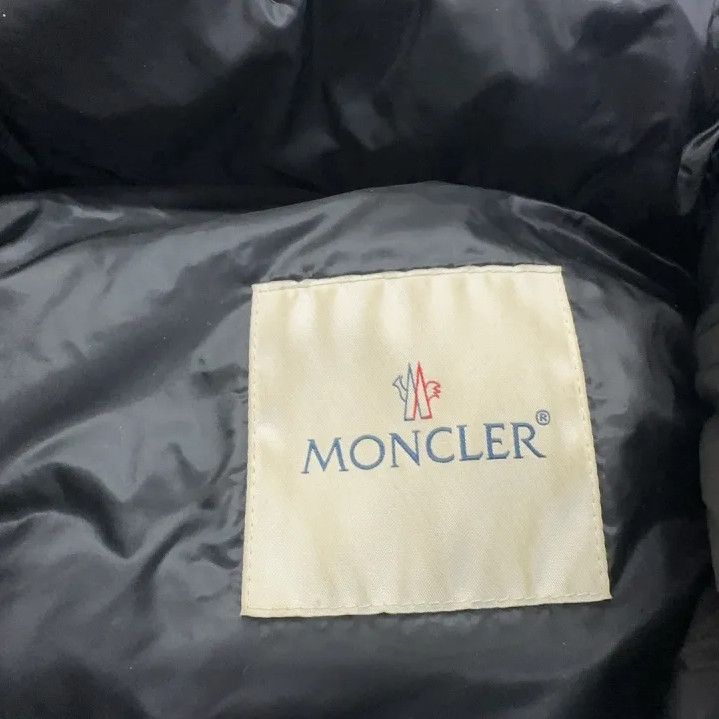 Moncler Moncler Letter Embroidery Stand-Collar Down Vest Size US L / EU 52-54 / 3 - 5 Thumbnail