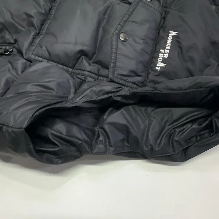 Moncler Moncler Letter Embroidery Stand-Collar Down Vest Size US L / EU 52-54 / 3 - 15 Thumbnail