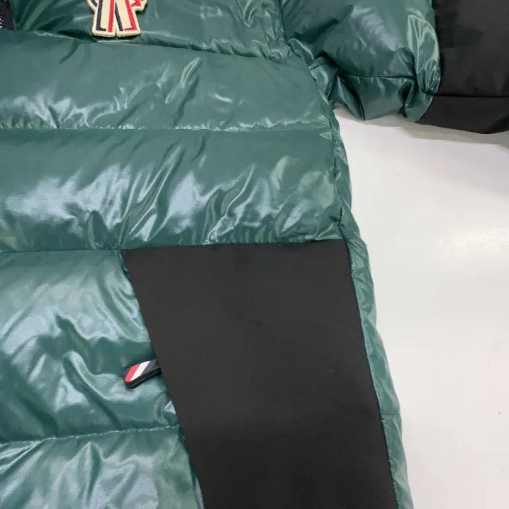 Moncler Moncler Logo Patch Long Sleeve Unisex Jacket Size US XL / EU 56 / 4 - 9 Thumbnail