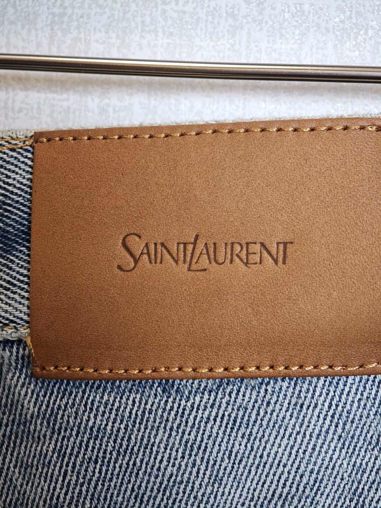 Saint Laurent Paris Saint Laurent Straight-Leg Denim Jeans Size 26" / US 2 / IT 38 - 3 Thumbnail