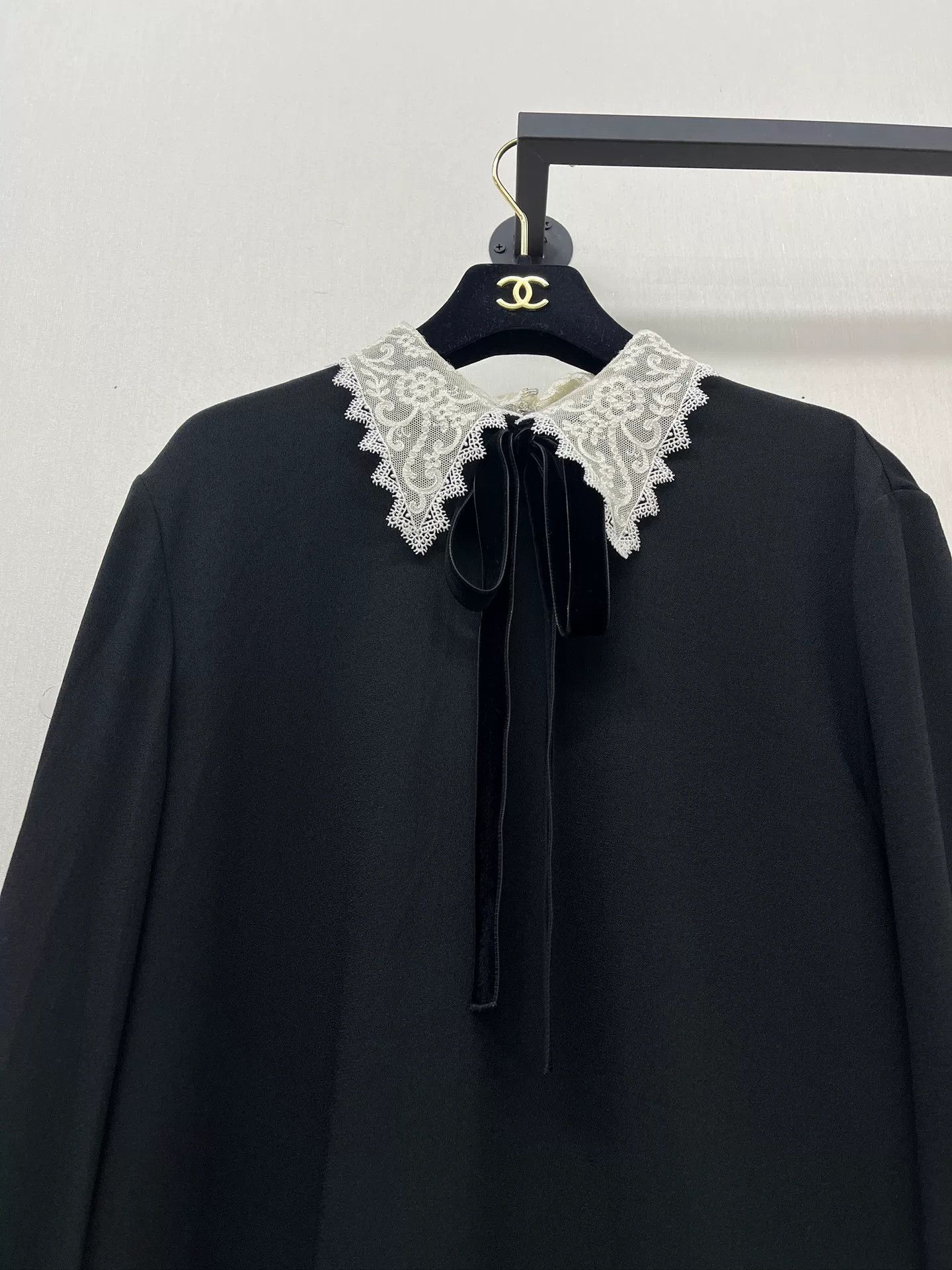 Saint Laurent Paris YSL Saint Laurent Black Lace Collar Dress Size M / US 6-8 / IT 42-44 - 3 Thumbnail
