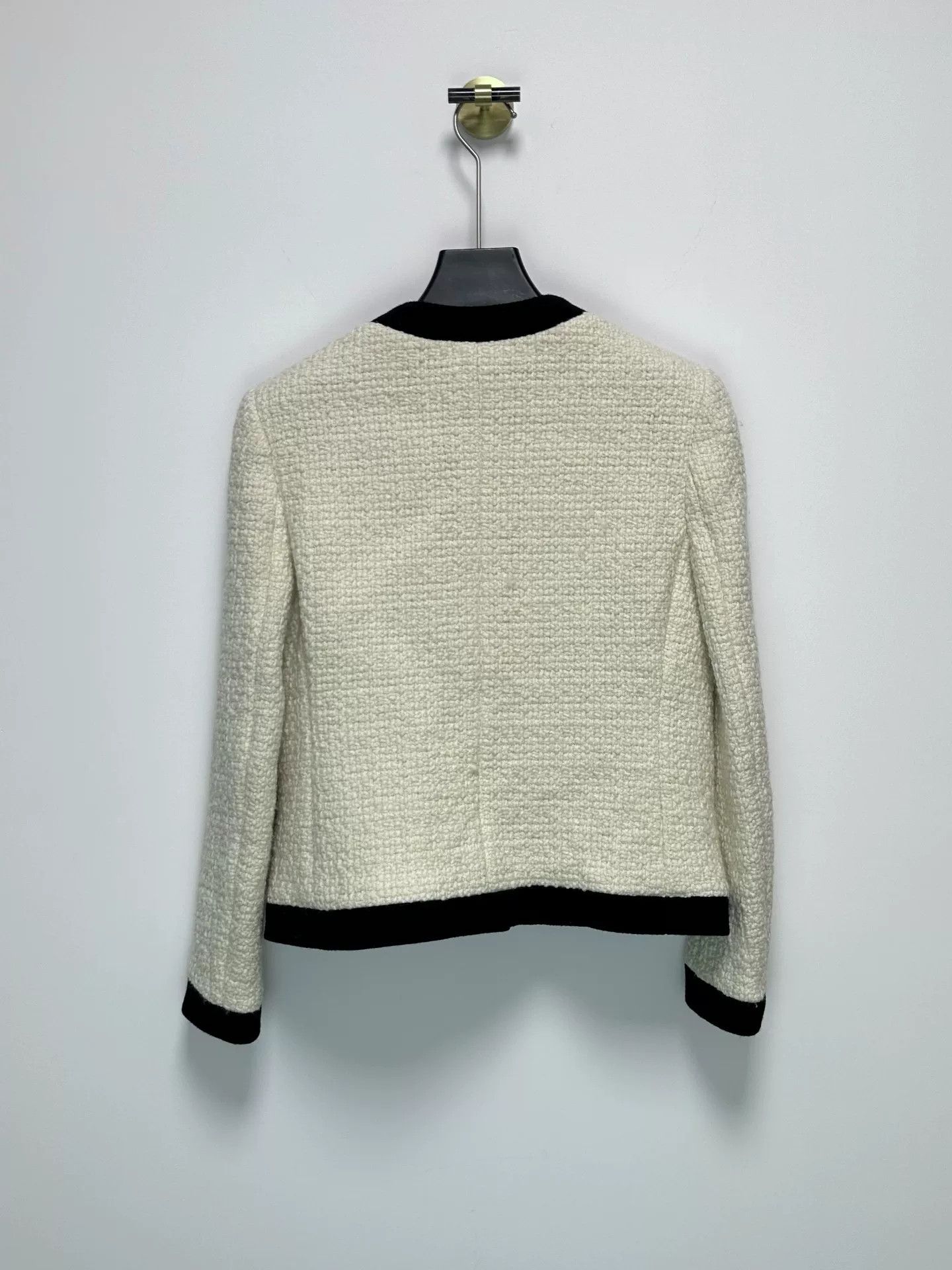 Saint Laurent Paris Saint Laurent YSL White Tweed Jacket Size XS / US 0-2 / IT 36-38 - 2 Thumbnail
