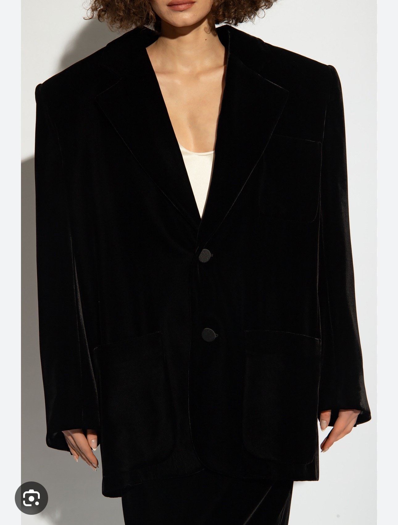 Saint Laurent Paris Saint Laurent Black Velvet Blazer Size M / US 6-8 / IT 42-44 - 2 Thumbnail